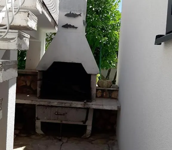 Sucur بيت للعطل