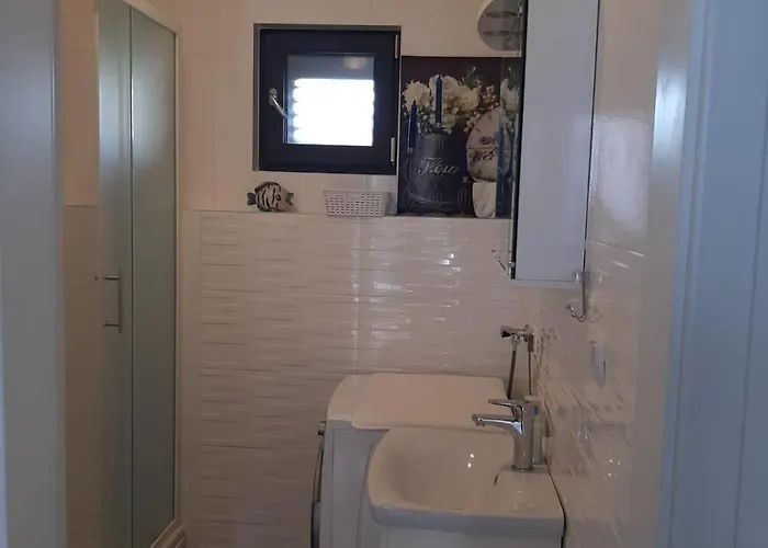 Sucur بيت للعطل بريكو