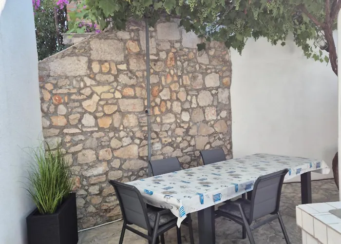 Sucur بيت للعطل بريكو