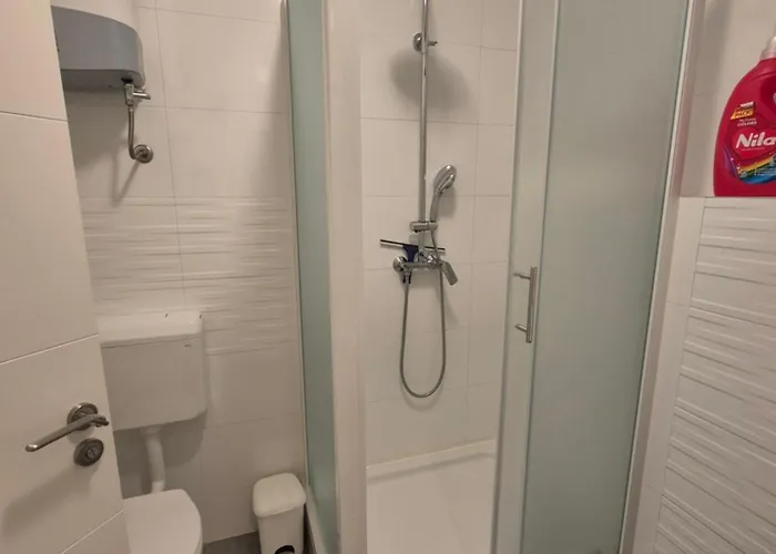 بيت للعطل Sucur *